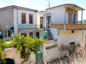  Large House with Countryside Views - East Crete