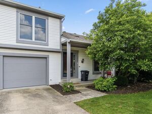 Sawmill Woods Condo for Sale | 2 Bed Updated Home