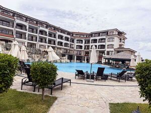 Top Offer! 2-Bedroom Apartment in The Vineyards Resort