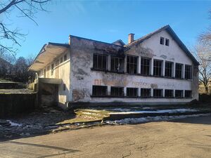 old old bakery with good road access and lots of development