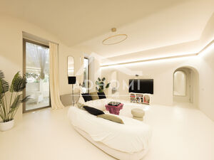 Prestigioso appartamento di design con giardino privato nel 