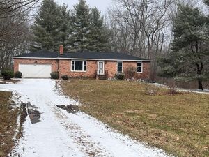 Country Living on Lynn Rd