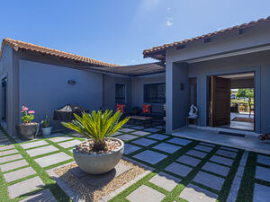 North-Facing Home On The 16th Hole, Langebaan Country Estate