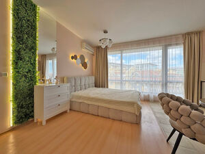 Excellent Studio Apartment with Balcony in Diamond Bay