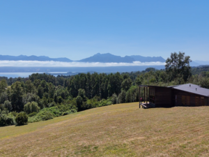 Lakeview House in Southern Chile