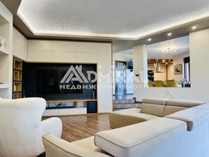 Luxury Estate with Unobstructed Sea Panoramas