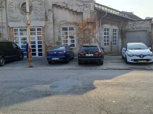 Industrial unit for sale 