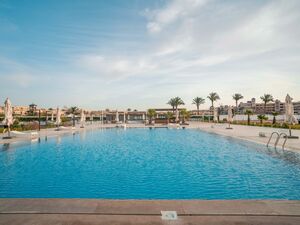 Sea View 2-Bedroom Apartment for Sale in The View Hurghada 