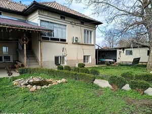 House with 4 bedrooms and 1600 sq. m. garden, Gorno Ablanovo