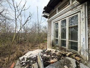 Charming Renovation Project Near the Sea