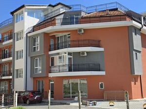 New 1-Bedroom Apartment, No Maintenance Fee, Villa Venezia