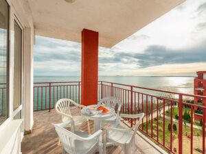 Sea View 2-Bedroom Apartment, Panorama Fort Beach