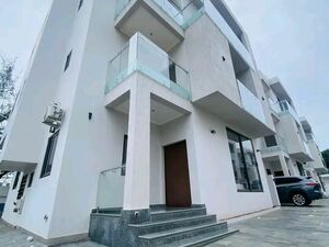 LUXURY 4-BED-TOWNHOUSE TO LET@AIRPORT CITY, GHANA