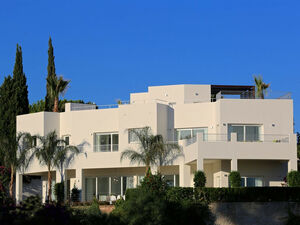 CONTEMPORARY LUXURY VILLA WITH SEA VIEWS IN EL ROSARIO