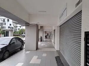 Glomac centro for rent behind shop lot kayu ara for rent