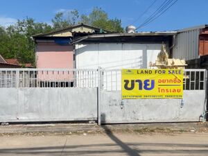 Properties in Soi Ta-iad rarely become available for sale