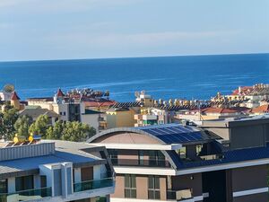 1+1 Apartment with Full Sea View, 600 m to Cleopatra Beach