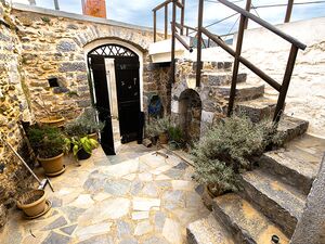  2 Bedroom Stone Cottage. Roof Terrace - East Crete