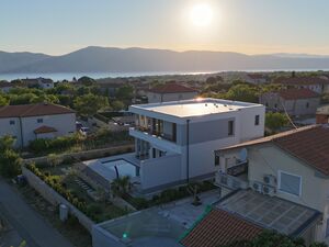 Luxury Villa with Pool in Linardići, Island of Krk – 200 m²