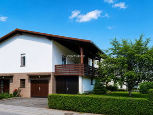 Spacious detached house with potential in Celje