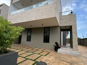 ULTRA MODERN 4-BEDROOM TOWNHOME FOR SALE@WEST TRASACCO