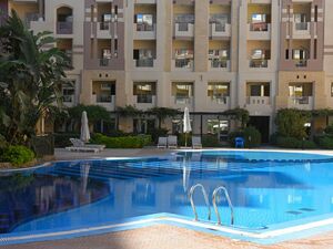 1BR Apartment 97Sqm Sea & Pool view