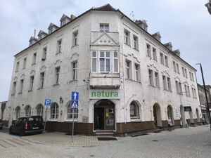 A big apartment building right in the center