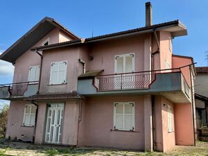 Bright Detached House with Olive Grove and Panoramic views