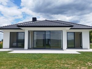 Luxury house with swimming pool Popovic-Sopot-Kosmaj