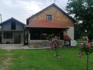 House for sale Mladenovac-Međulužje
