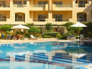 Ready 1BR Apartment | Pool View | Hurghada