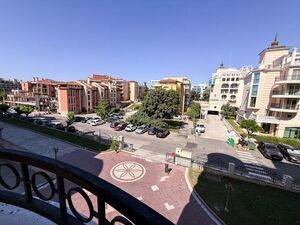  2-Bedroom Apartment with Side Sea View in Sunset Resort