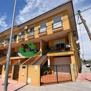 All exterior townhouse in Almoradí - Price Reduced!