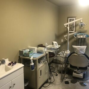 Lynnwood, WA, Fully Furnish Dental Clinic F F & E For Sale