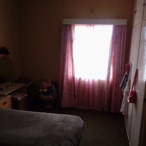 3 half bedroom house for sale 