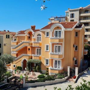 Exclusive villa for sale in Petrovac, Montenegro
