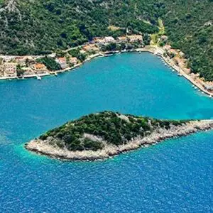 Land by the sea in Dalmatia 