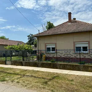 House for sale in Dóc village, next to the city of Szeged