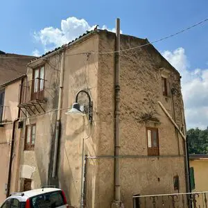 sh 749 town house, Caccamo, Sicily