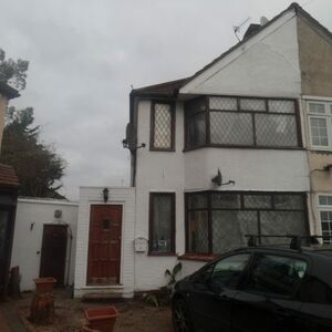  2 Bed House for Rent N9, North London FOR SALE
