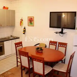 Apartment in closed complex with two swimming pools in Risan