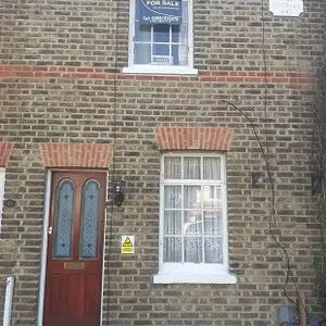 N21- 3Bed Mid Terrace Cottage FOR SALE