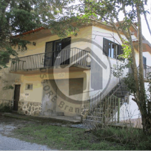 Bank Property, Detached House in Celavisa, Arganil