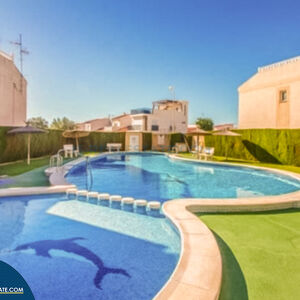 Namas su bendru baseinu, Alicante provincijoje, Torrevieja