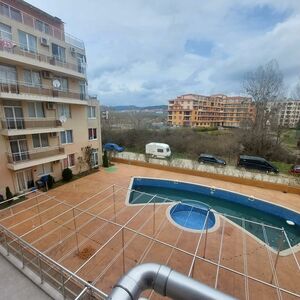 1-bedroom apartment with pool view in Balkan Breeze 1