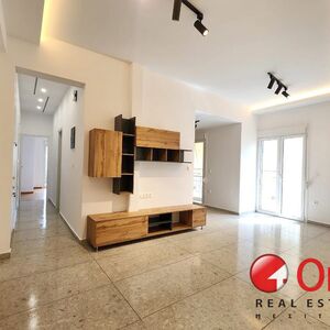 Apartment, for sale 240.000 € - Historic center