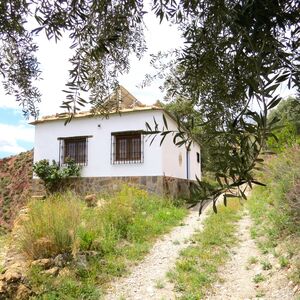 Cortijo on two levels, with stunning views