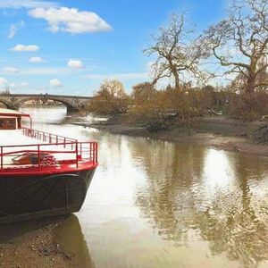 FREEHOLD RESIDENTIAL LONDON MOORING   £1,200,000