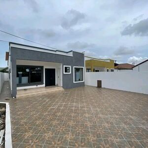 Exexutive 3Bedroom House @ Spintex/+233243321202