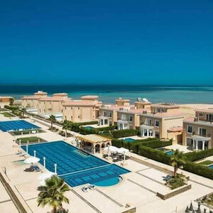 BEACHFRONT 1 BEDROOM  FURNISHED LUXURY RESORT IN SELENA BAY